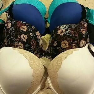 4 Cacique bras like new condition 44B